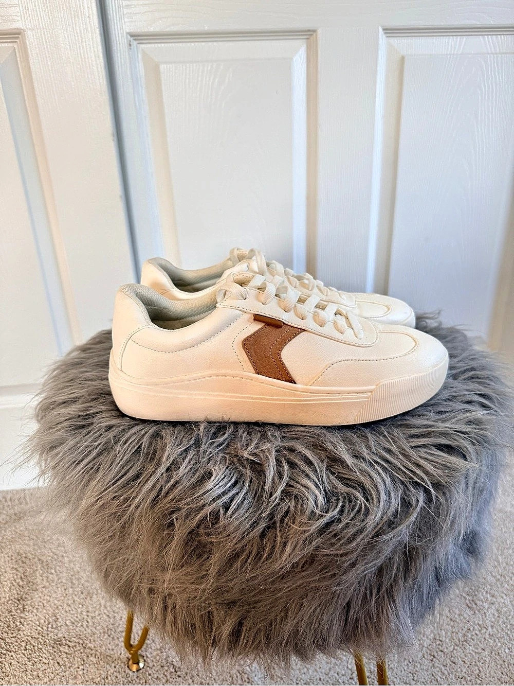 Dr. Scholl's Time Off Platform Sneaker Women's Sneakers in Cream & Brown